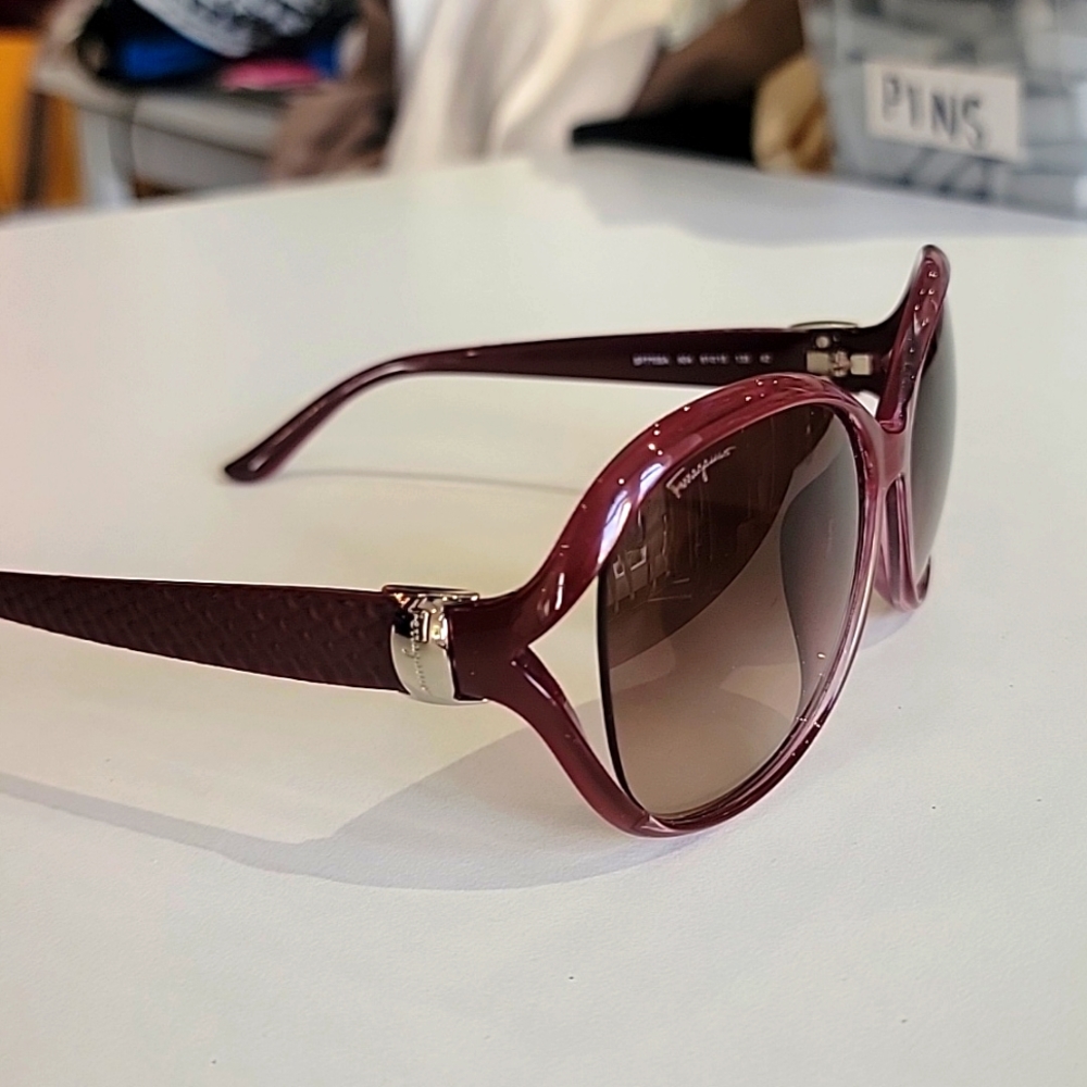 Salvatore Ferragamo Sunglasses - Picture 1 of 6